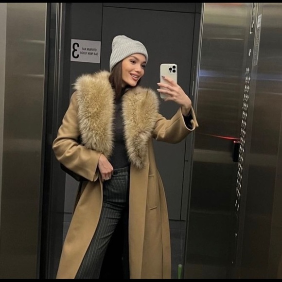 NWT Zara Italian wool faux fur collar belted coat bloggers fav - Picture 16 of 16